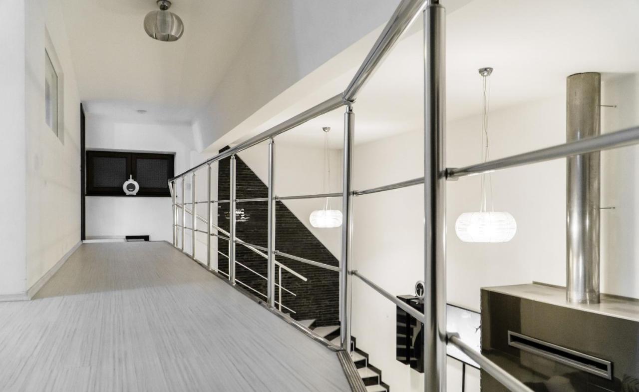 Vila Carolina Apulum Villa Alba Iulia Buitenkant foto